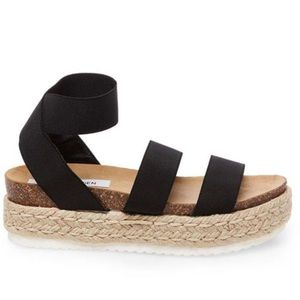 Kimmie Black sandals Steve Madden